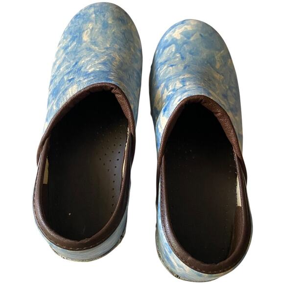 Sanita Clogs Womens Studded Sky Blue Leather SlipOns Size EU 35 US4 Nurse Shoes - Picture 7 of 10